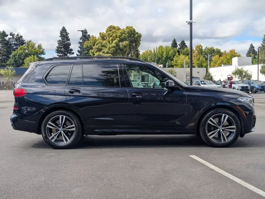 2021 Bmw X7 M50i photo 1