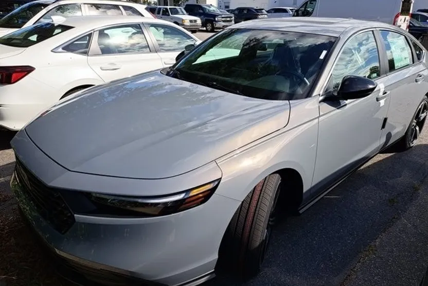 2025 Honda Accord Hybrid Sport photo 1