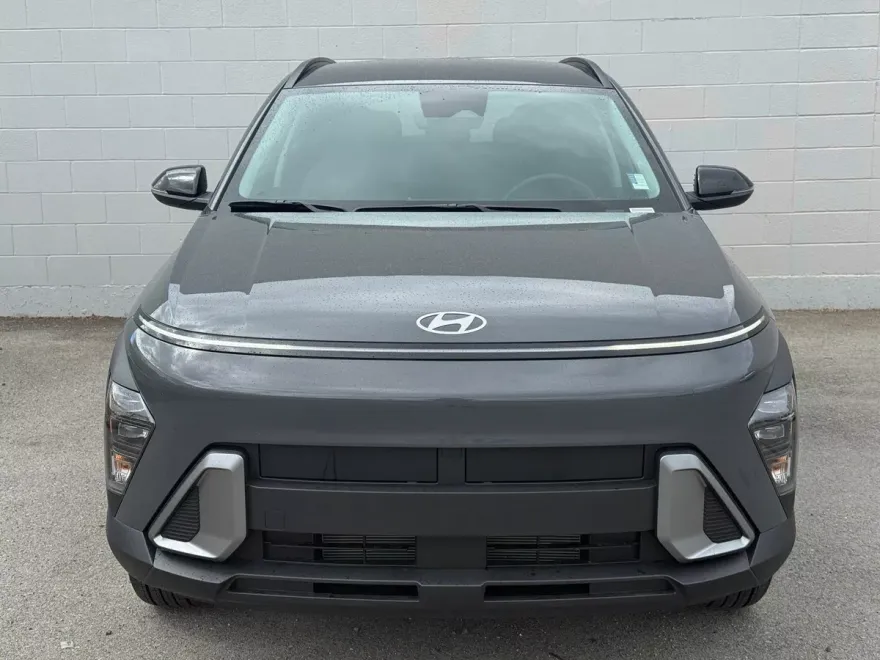 2026 Hyundai Kona SEL photo 1