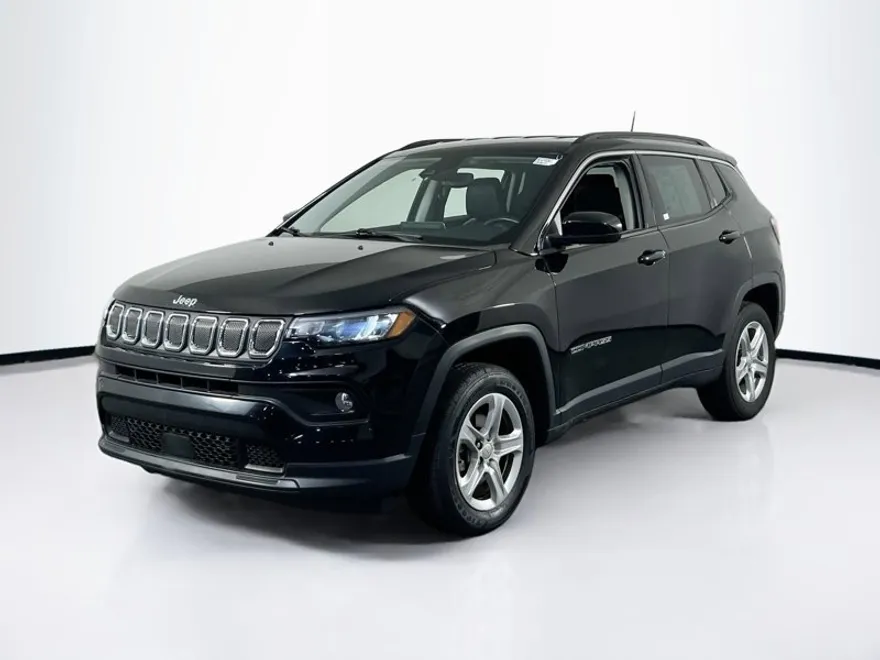 2022 Jeep Compass Latitude photo 1