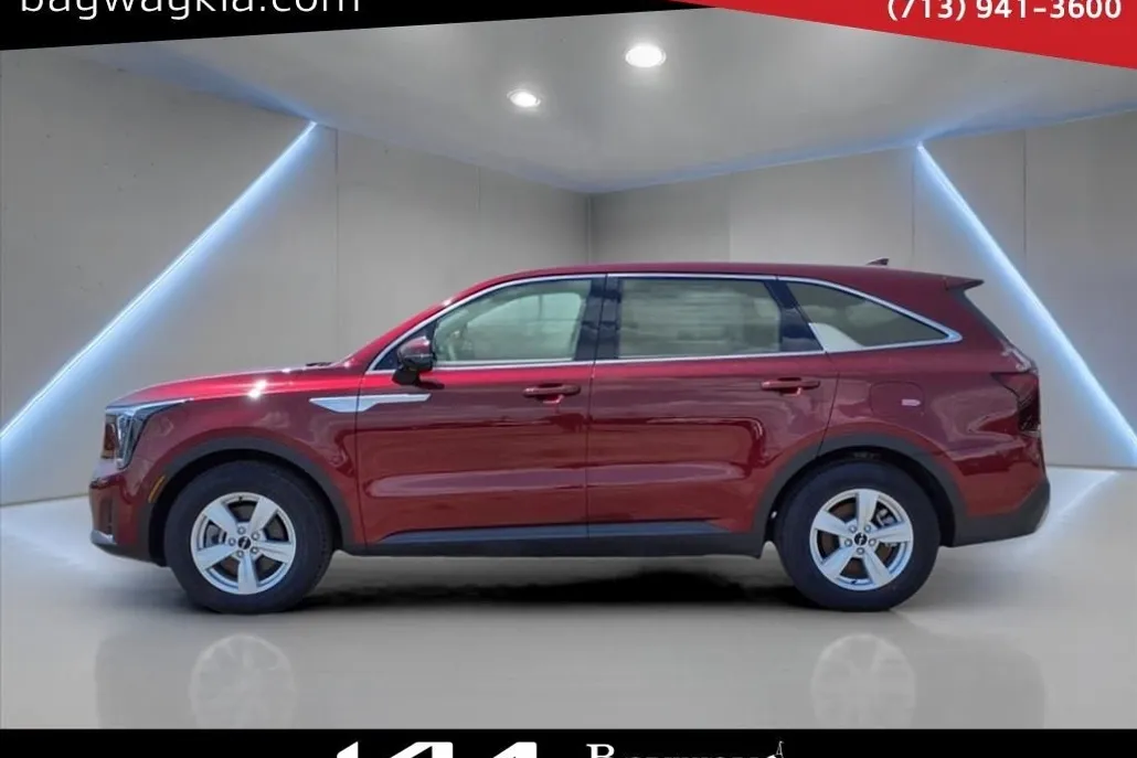 2025 Kia Sorento LX photo 1