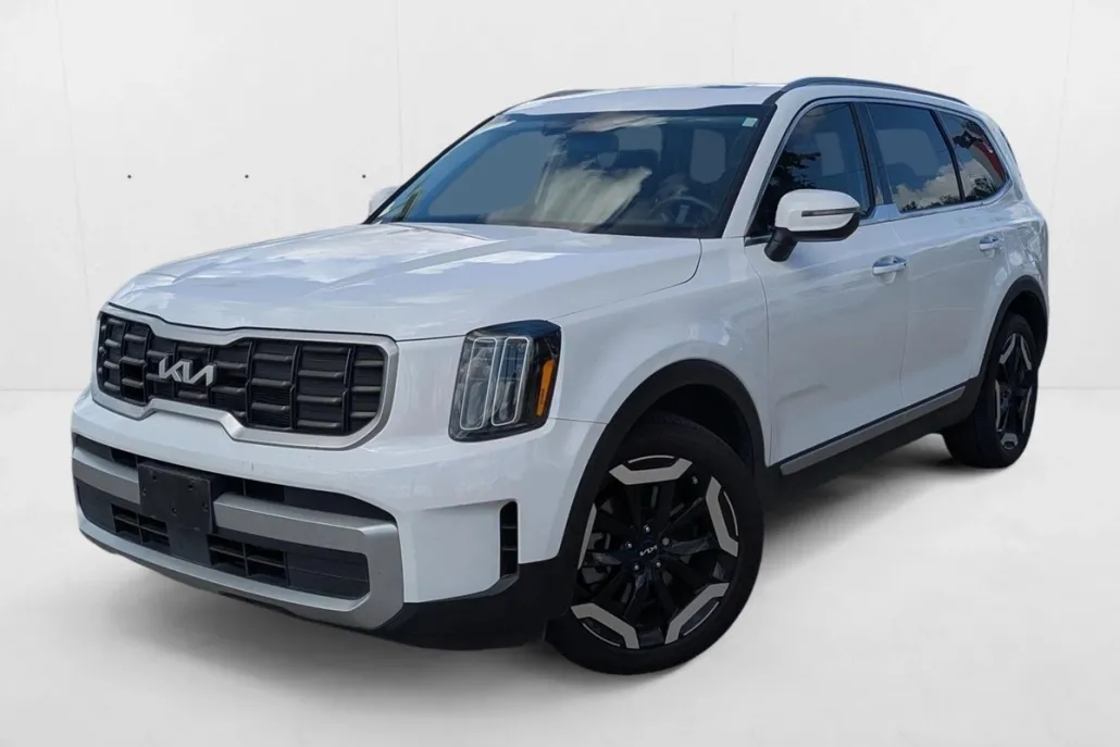 2024 Kia Telluride S photo 1
