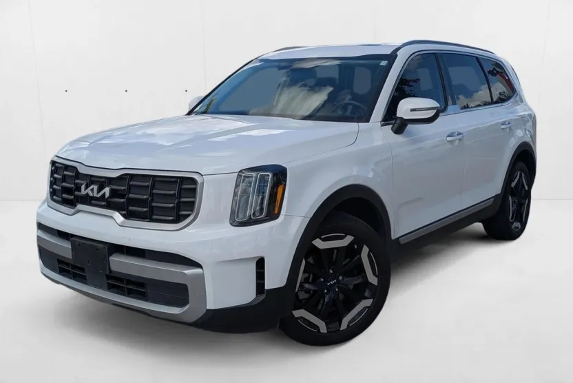 2024 Kia Telluride S photo 1