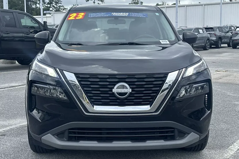 2023 Nissan Rogue S photo 1