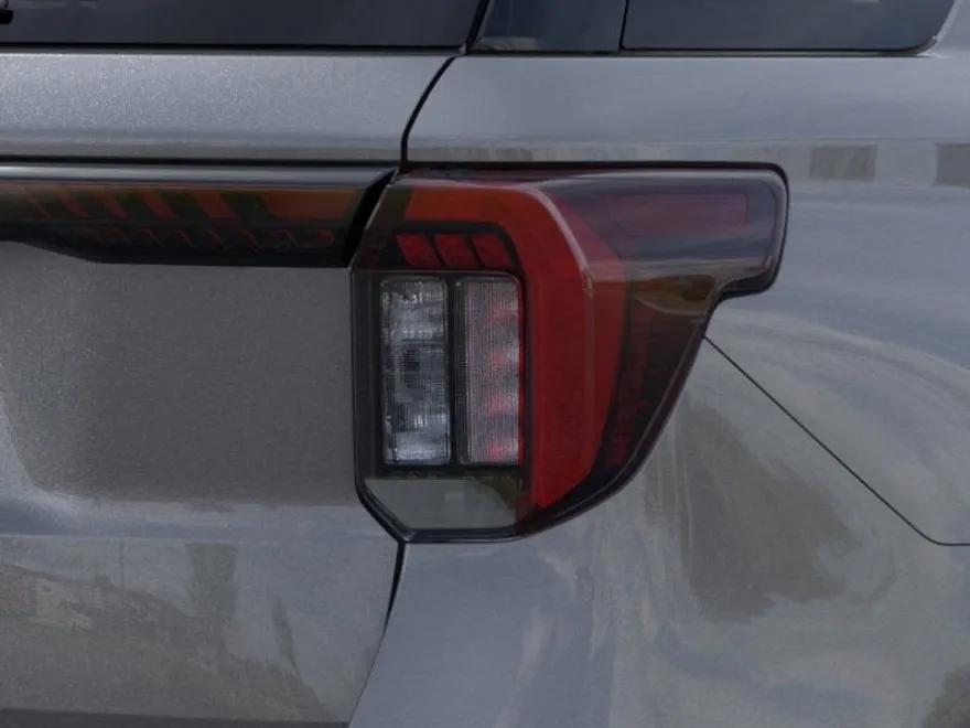 2025 Ford Explorer ST-Line photo 19