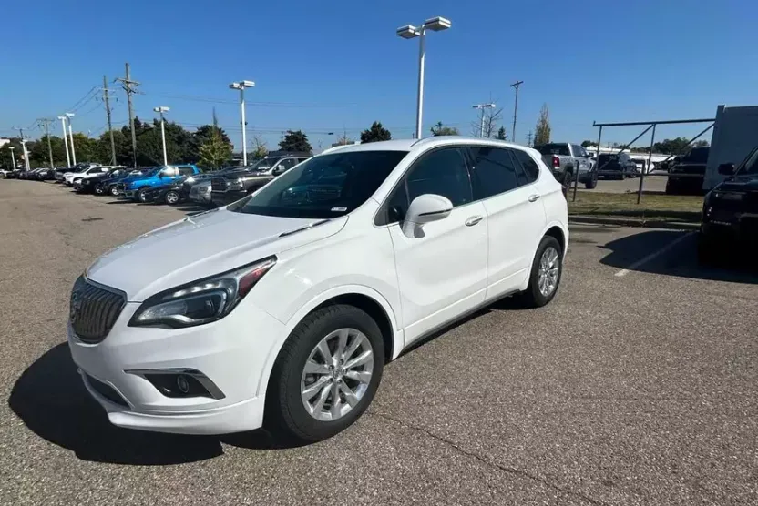 2018 Buick Envision Essence photo 1