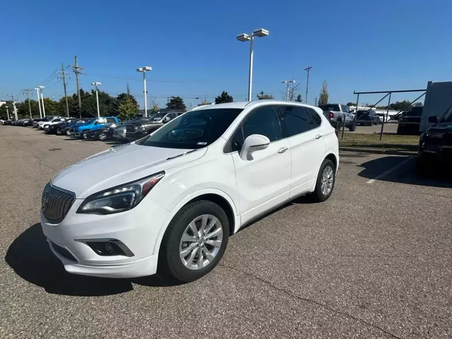 2018 Buick Envision Essence photo 1