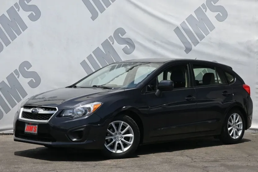 2013 Subaru Impreza 2.0i Premium photo 1