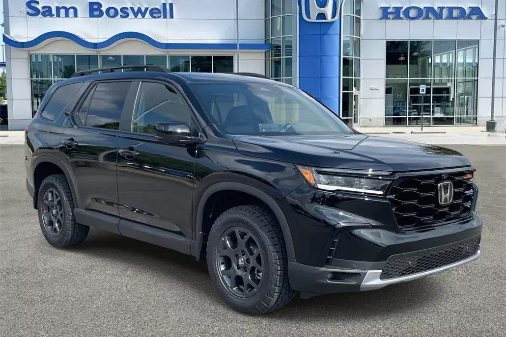 2025 Honda Pilot TrailSport photo 1