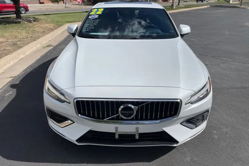 2022 Volvo S60 Recharge T8 Inscription photo 1