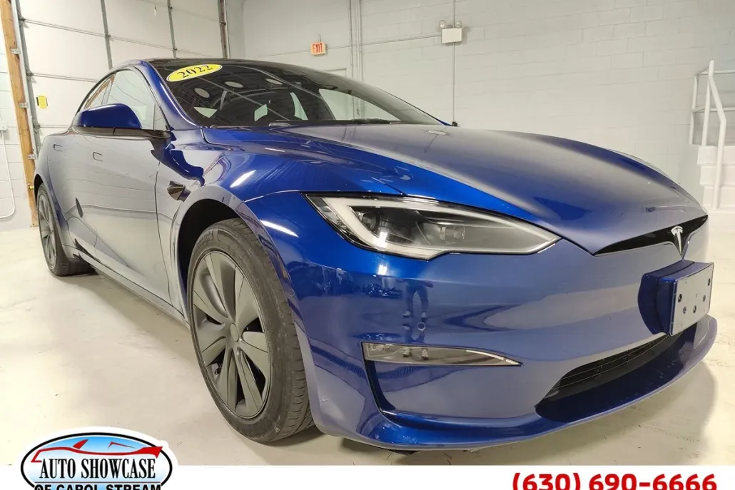 2022 Tesla Model S photo 1