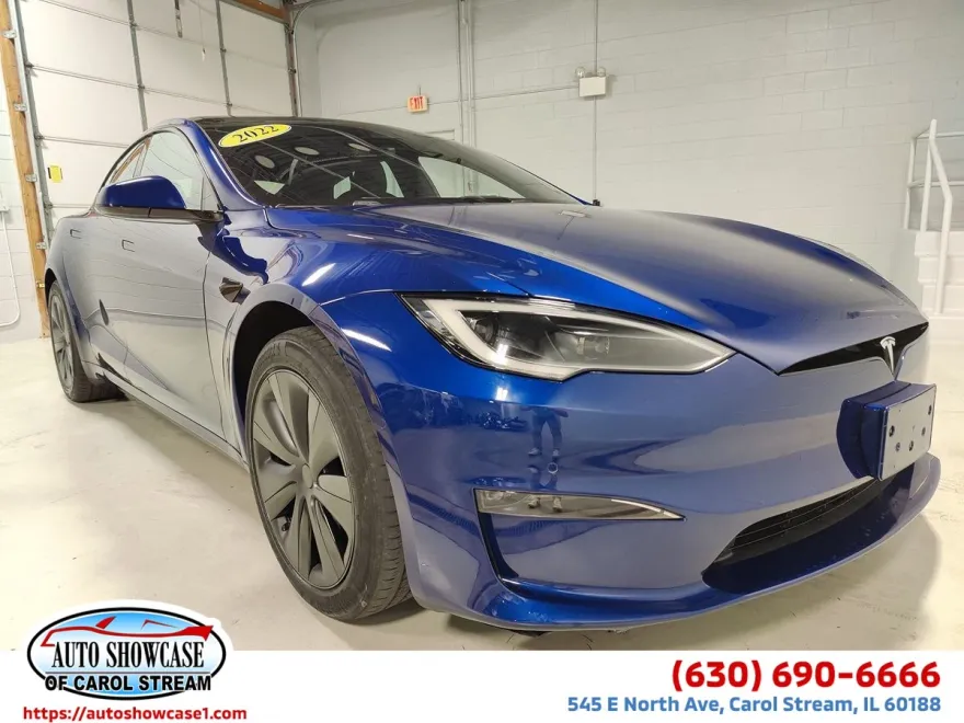 2022 Tesla Model S photo 1