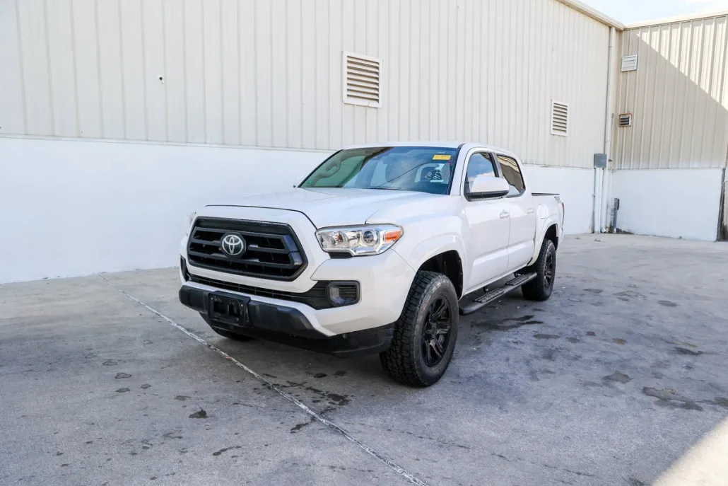 2021 Toyota Tacoma SR photo 1