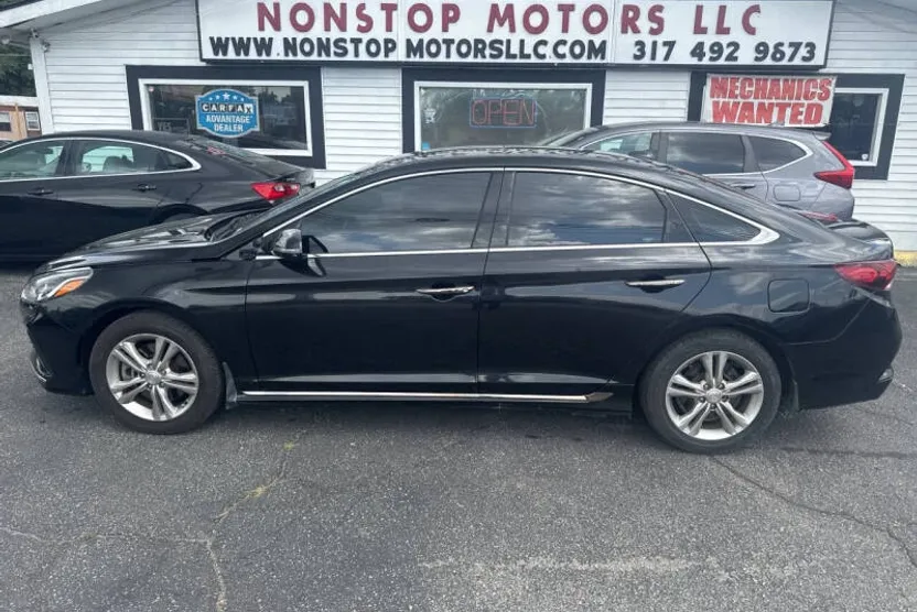 2019 Hyundai Sonata Sport photo 1