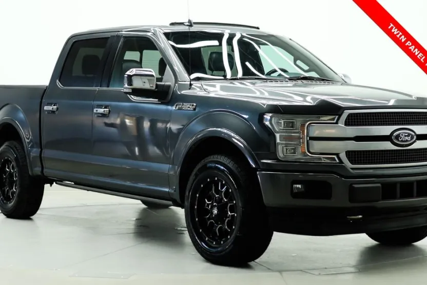 2018 Ford F-150 Platinum photo 1