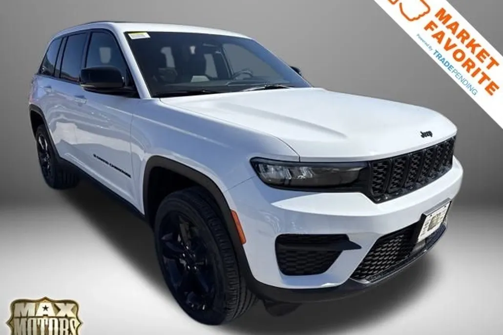 2025 Jeep Grand Cherokee Altitude photo 1