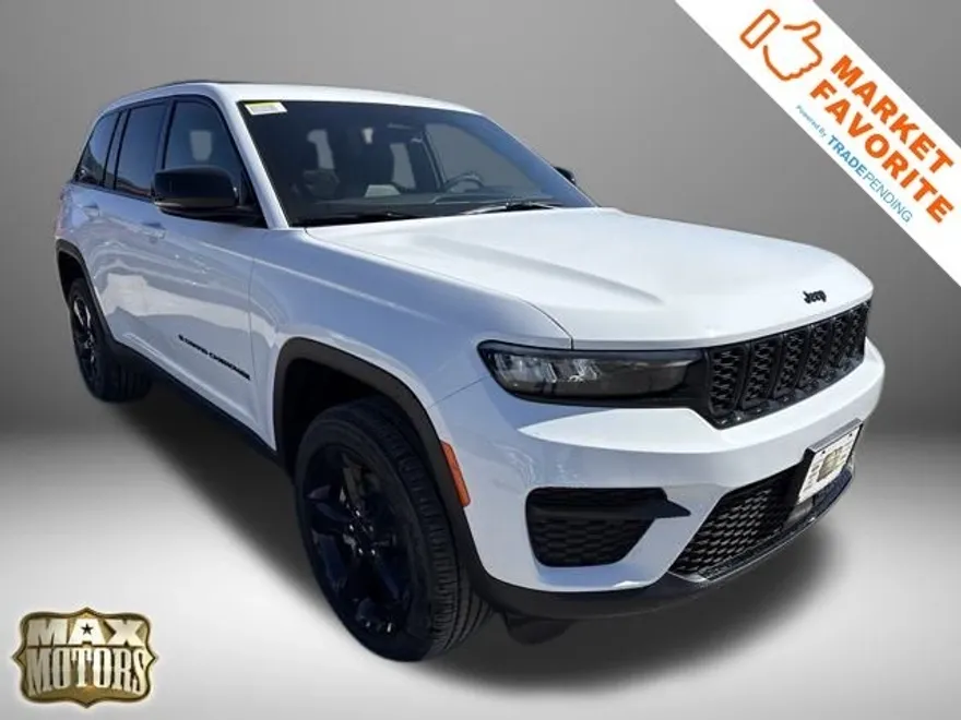 2025 Jeep Grand Cherokee Altitude photo 1
