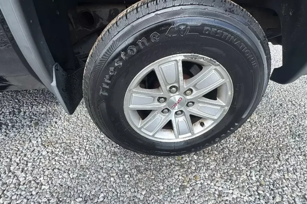 2015 Gmc Sierra 1500 SLE photo 1