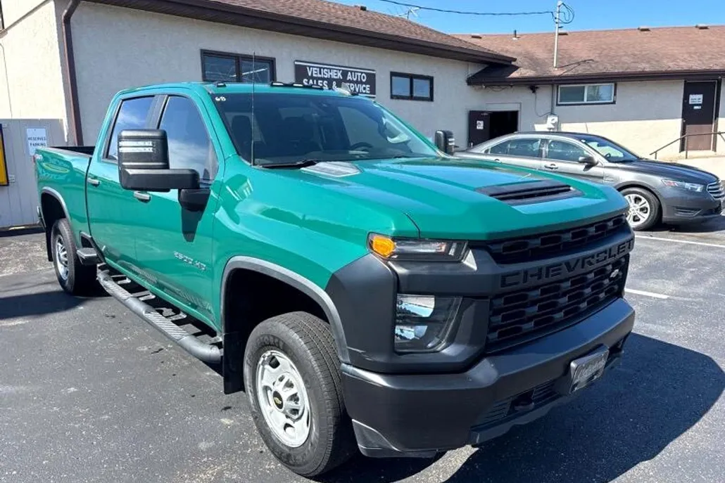 2021 Chevrolet Silverado 2500HD LT photo 1