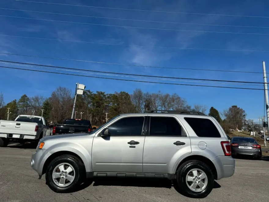 2012 Ford Escape XLT photo 1