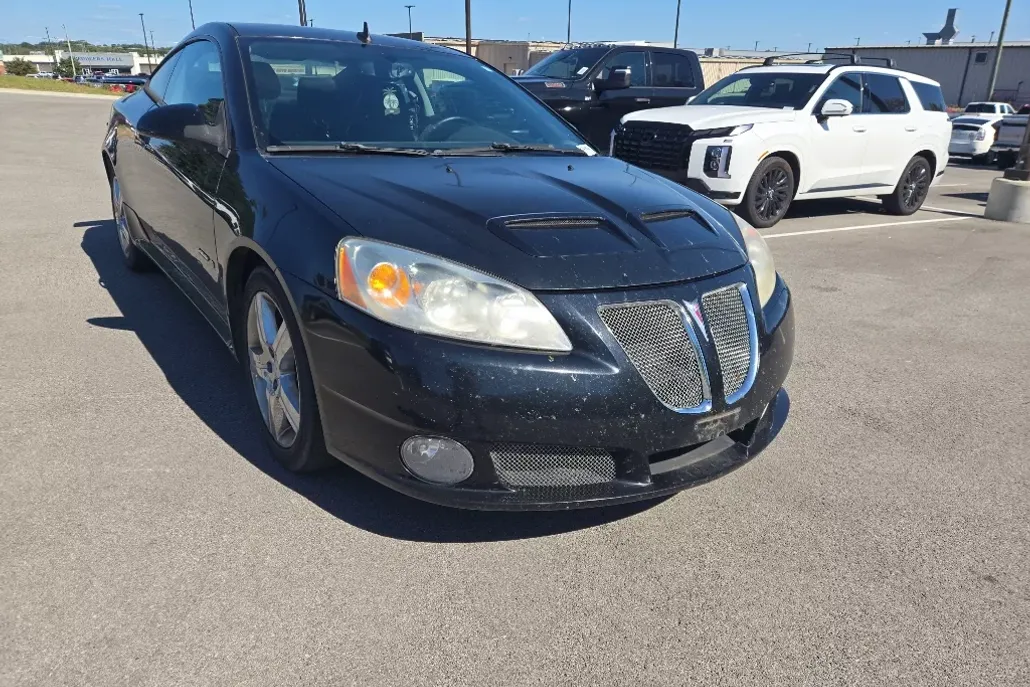 2008 Pontiac G6 GXP photo 1