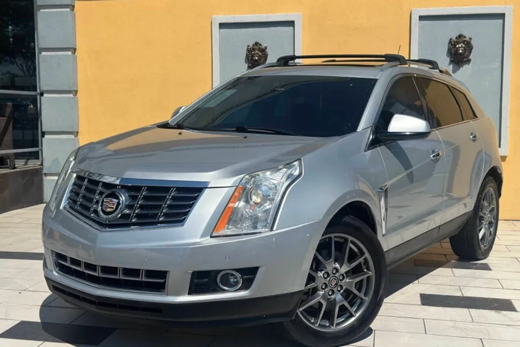 2016 Cadillac SRX Performance photo 1
