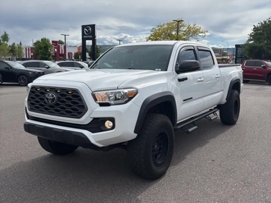 2021 Toyota Tacoma TRD Off-Road photo 1