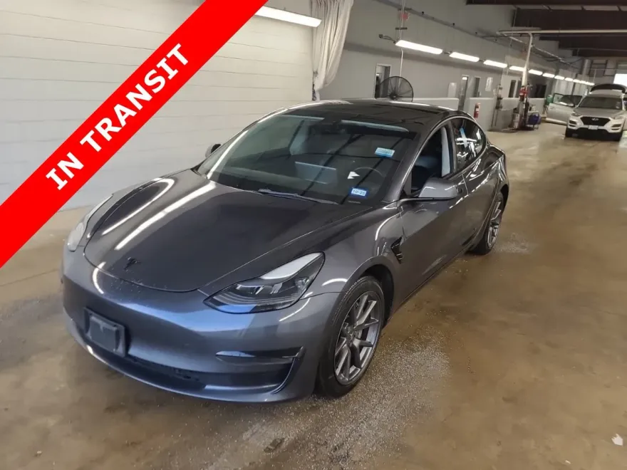 2022 Tesla Model 3 photo 1