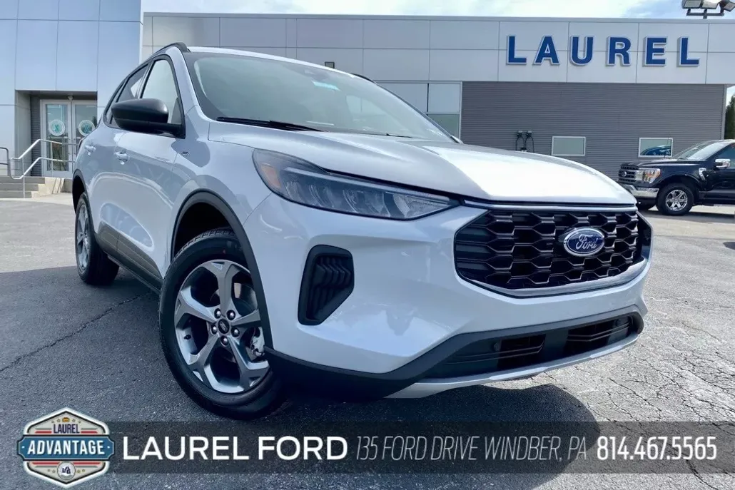 2025 Ford Escape ST-Line photo 1