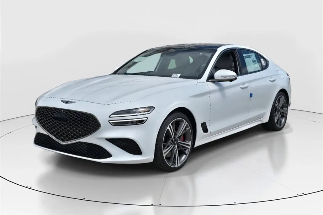 2025 Genesis G70 3.3T Sport Advanced photo 1