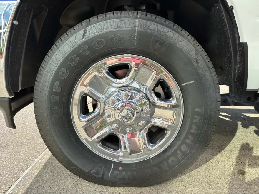 2025 Ram 2500 Tradesman photo 1