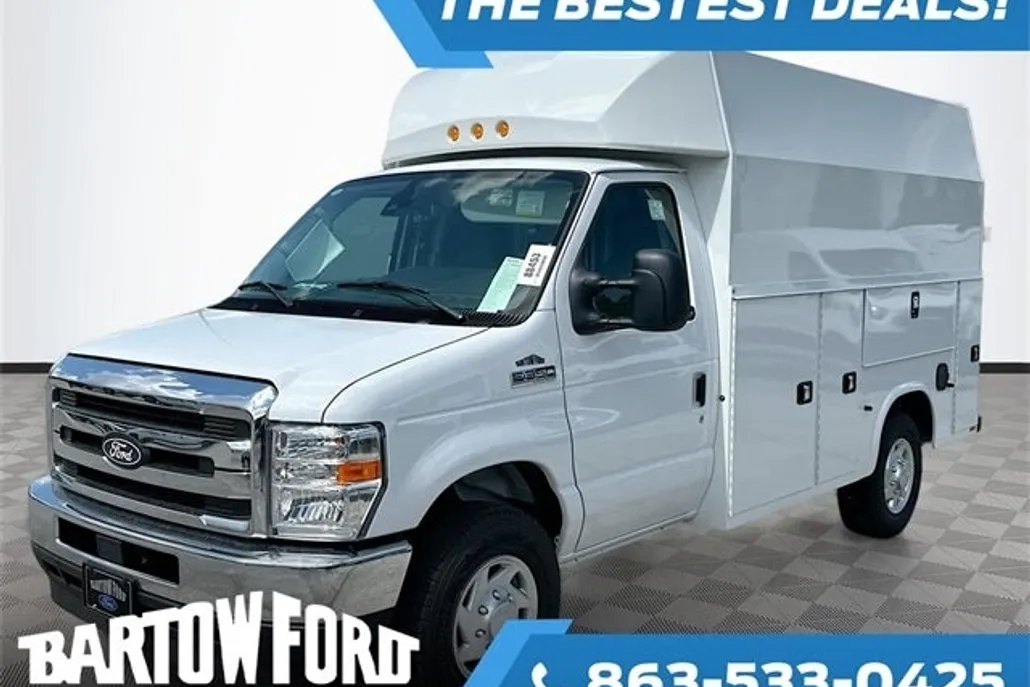 2026 Ford E-350 Base photo 1