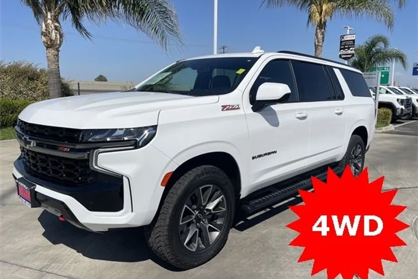 2022 Chevrolet Suburban Z71 photo 1