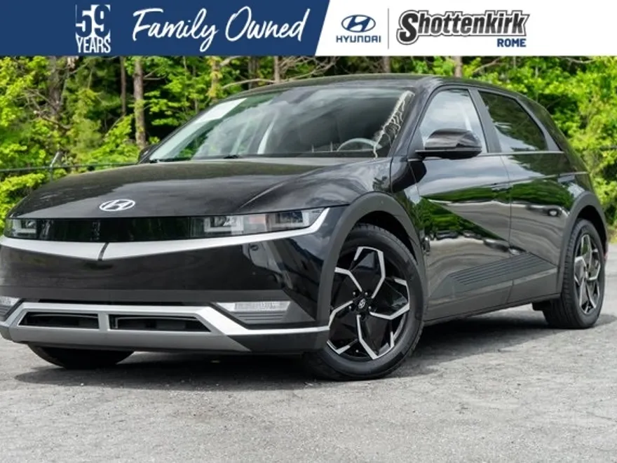 2023 Hyundai Ioniq 5 SE photo 1