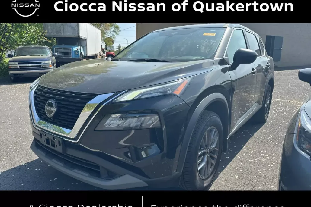 2022 Nissan Rogue S photo 1