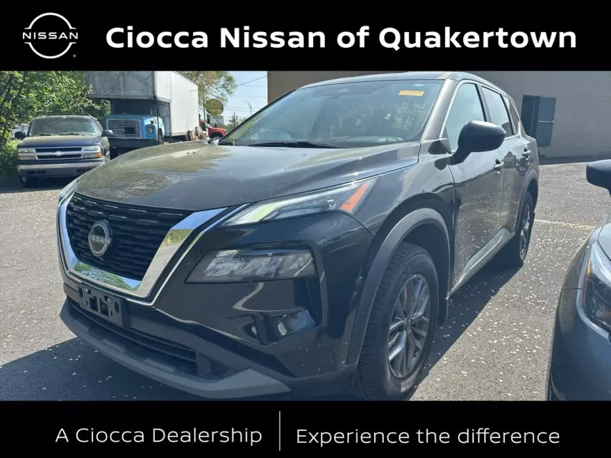 2022 Nissan Rogue S photo 1