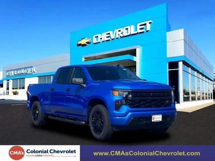 2026 Chevrolet Silverado 1500 Custom photo 1