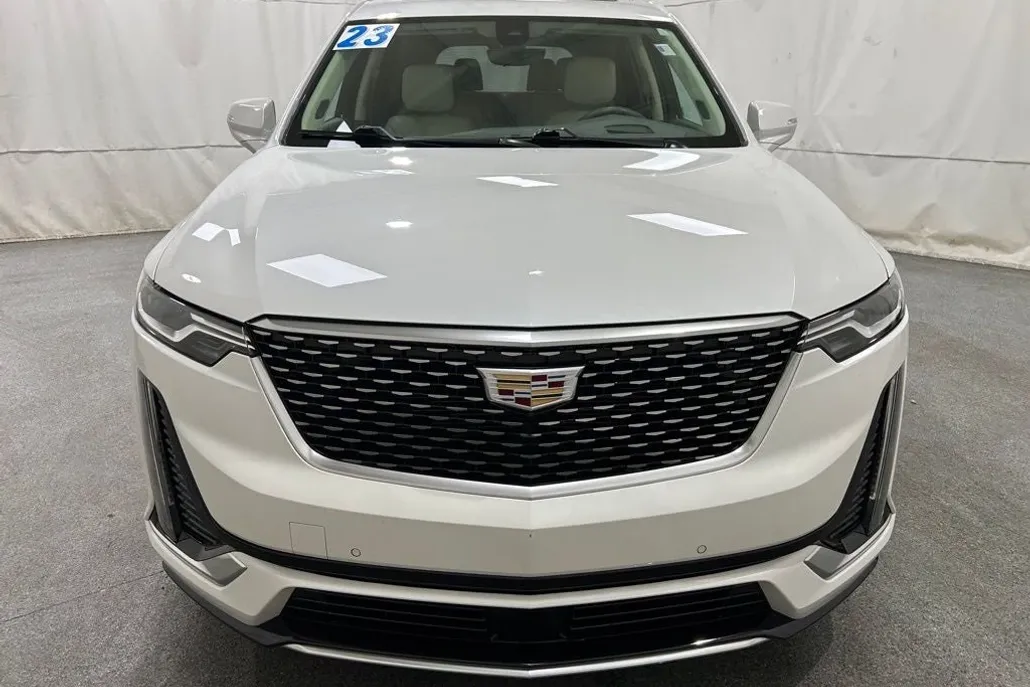 2023 Cadillac XT6 Premium Luxury photo 1