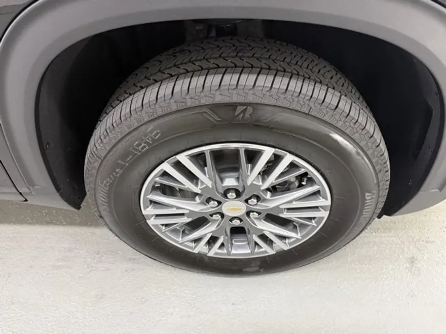 2026 Chevrolet Traverse photo 1