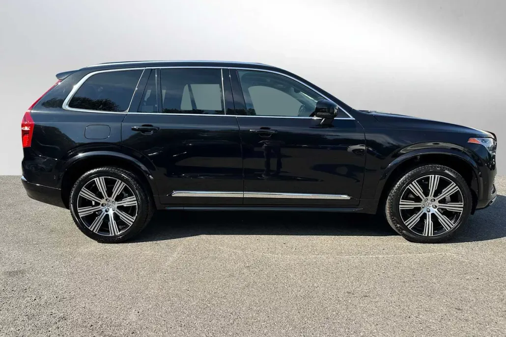 2023 Volvo XC90 Recharge Plus photo 1