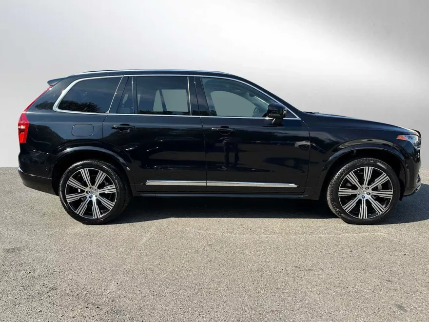 2023 Volvo XC90 Recharge Plus photo 1