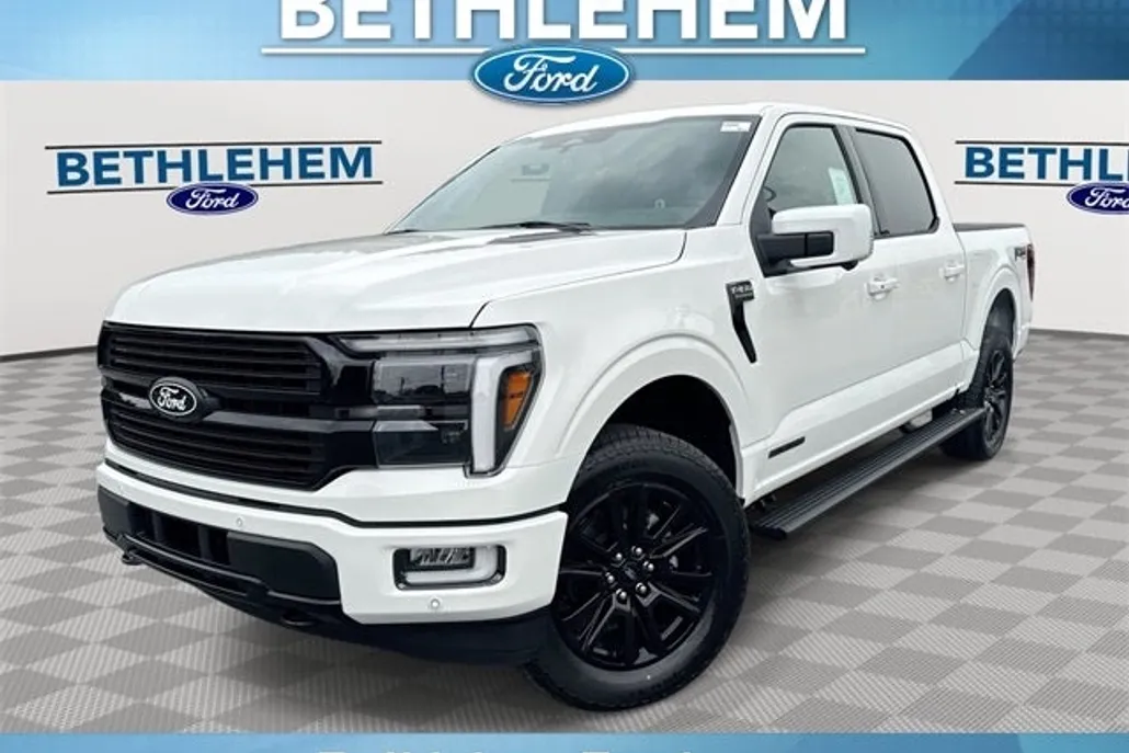 2025 Ford F-150 Platinum photo 1