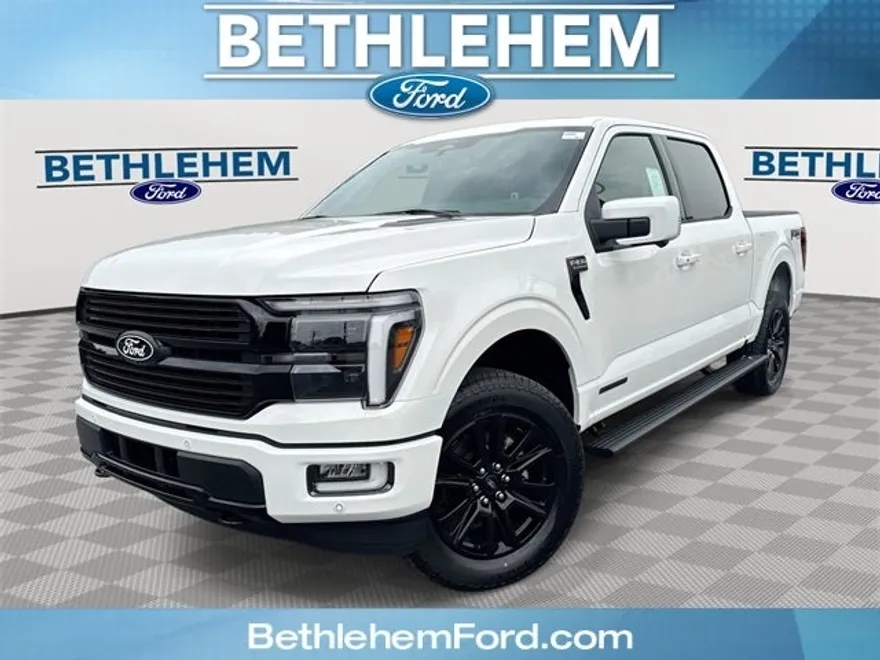 2025 Ford F-150 Platinum photo 1