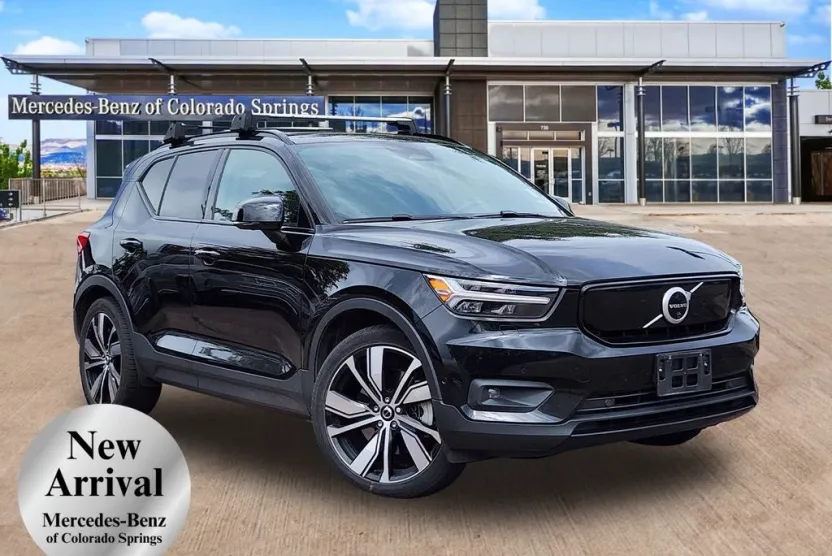 2022 Volvo XC40 Recharge Plus photo 1