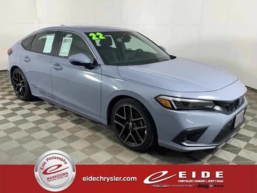 2022 Honda Civic Sport Touring photo 1