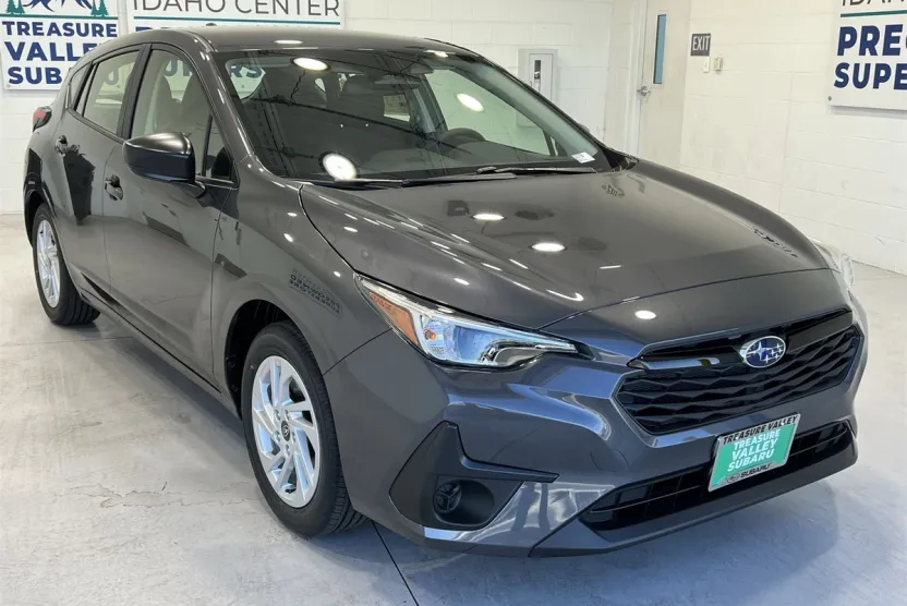 2025 Subaru Impreza Base photo 1