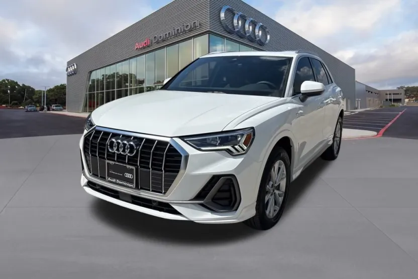 2025 Audi Q3 45 TFSI S line Premium photo 1