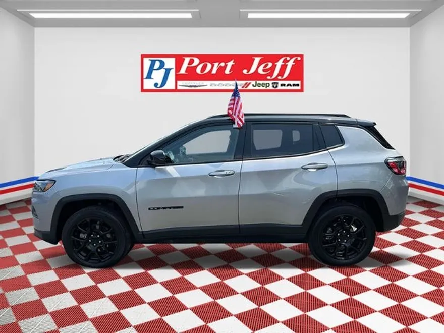 2022 Jeep Compass Altitude photo 1