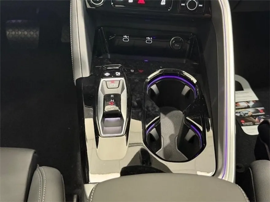 2025 Audi Q5 2.0T Premium Plus photo 7