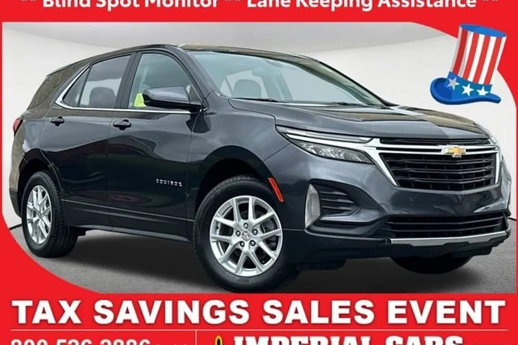2023 Chevrolet Equinox LT photo 1